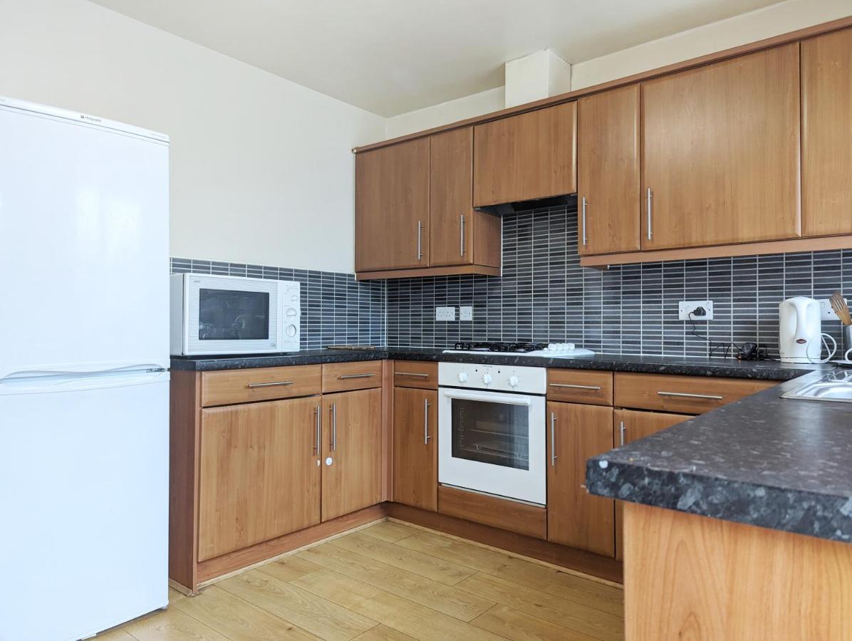 Guest Rooms Near City Centre & Dock Free Parking Λίβερπουλ Εξωτερικό φωτογραφία