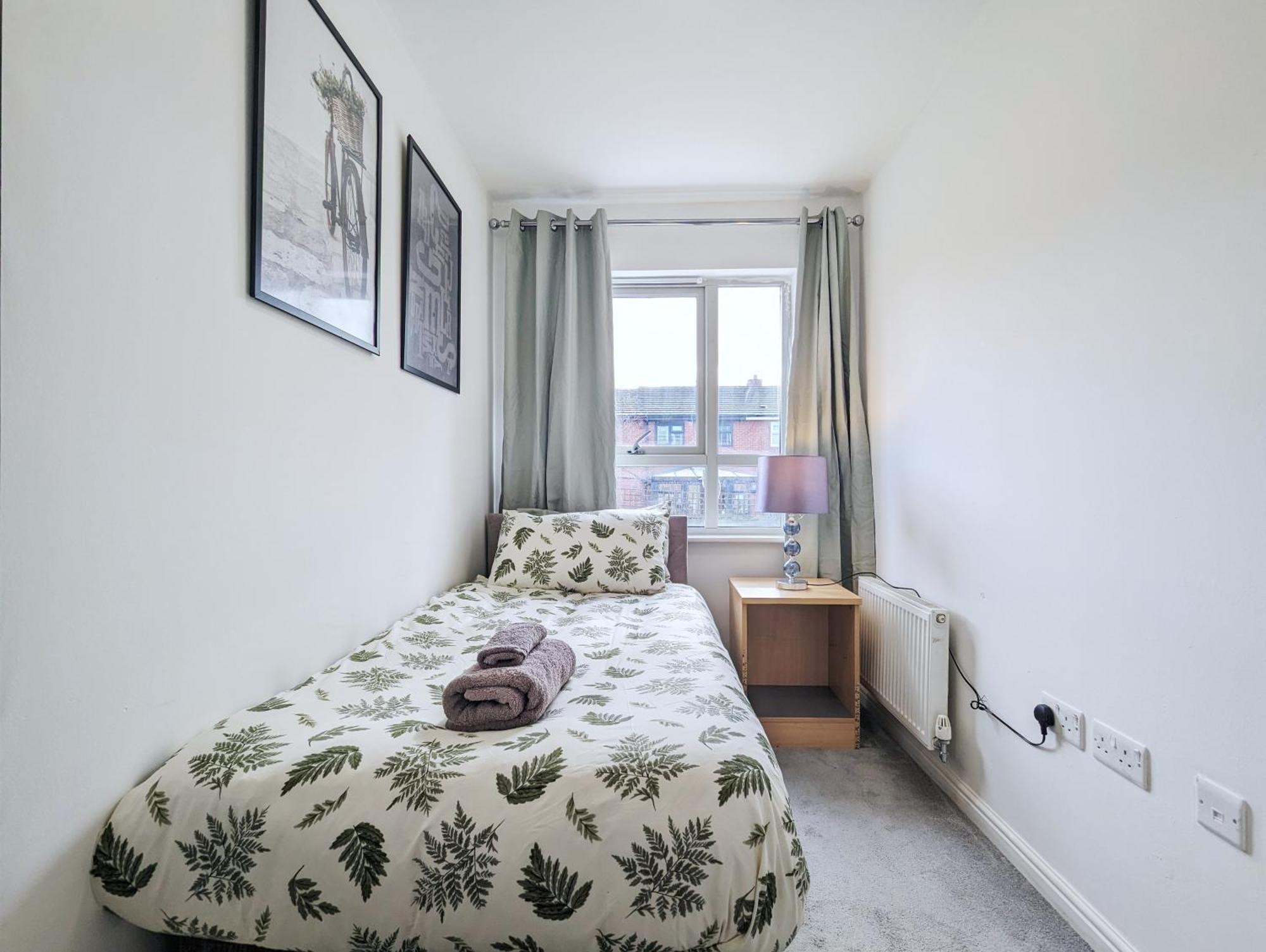 Guest Rooms Near City Centre & Dock Free Parking Λίβερπουλ Εξωτερικό φωτογραφία