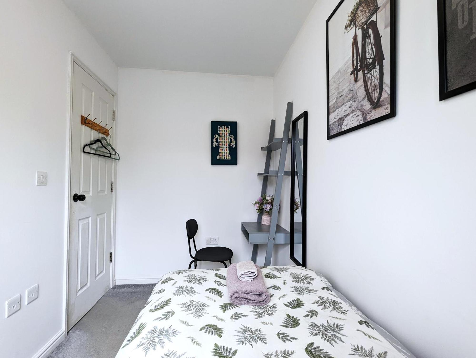 Guest Rooms Near City Centre & Dock Free Parking Λίβερπουλ Εξωτερικό φωτογραφία